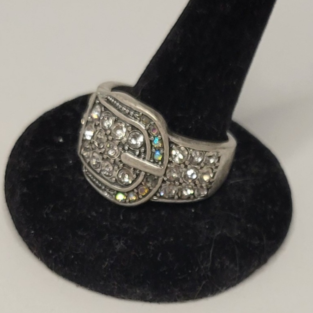 Size 9 Premier Designs Ring 25$